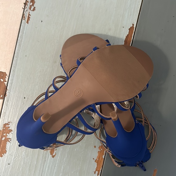 Cobalt blue strappy heels - NWOB 🌟 - Picture 7 of 11